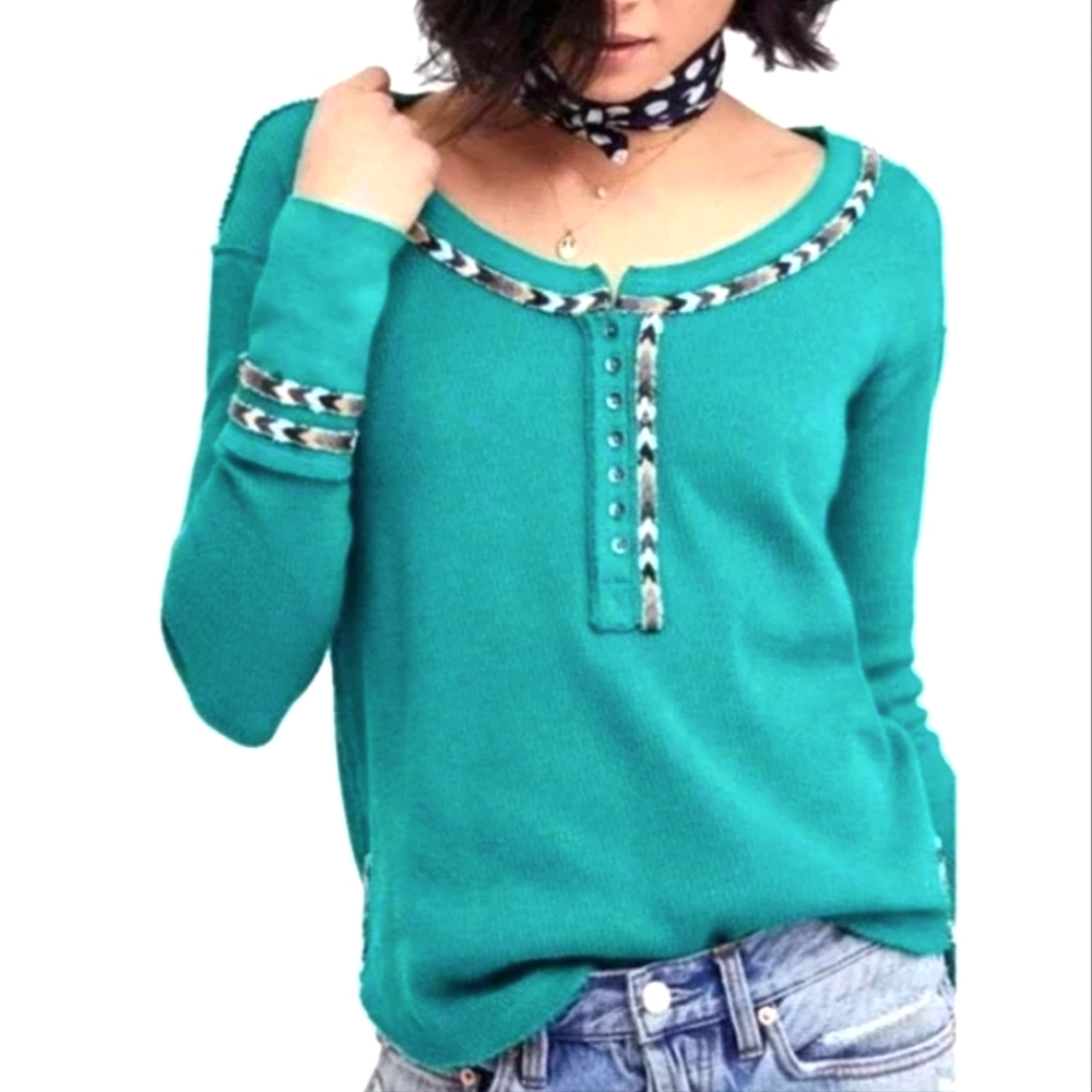 *HP*Free People *We the Free* Embroidered Henley